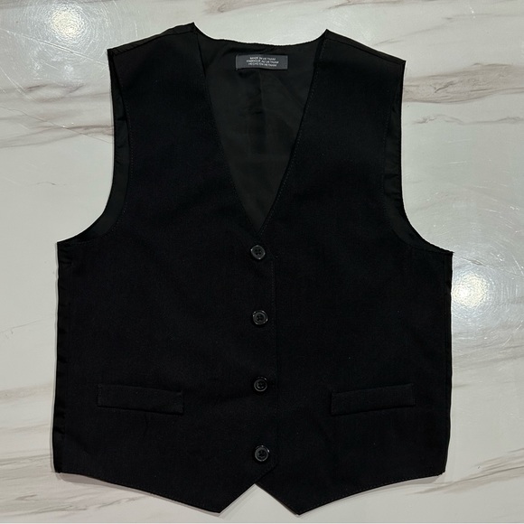 Boys dress suit - Picture 2 of 5